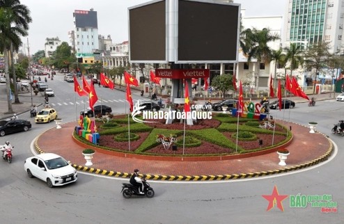 bán đất tặng nhà 2 tầng mặt lý bôn. gần 160m2, gần vincom